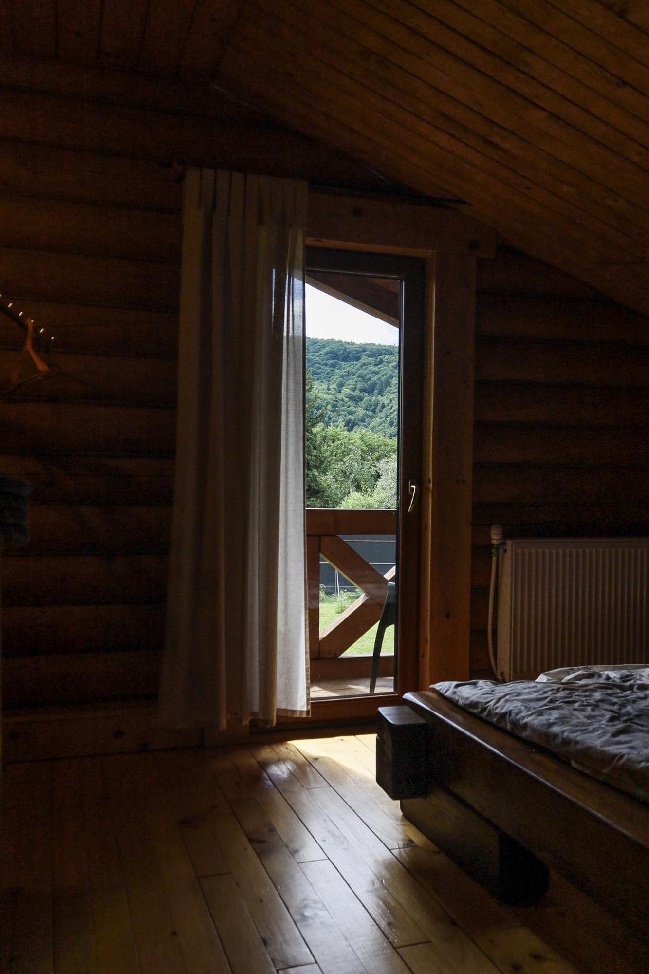 Сottage "Ksenija" Котедж "Ксенія" Skole Exterior foto