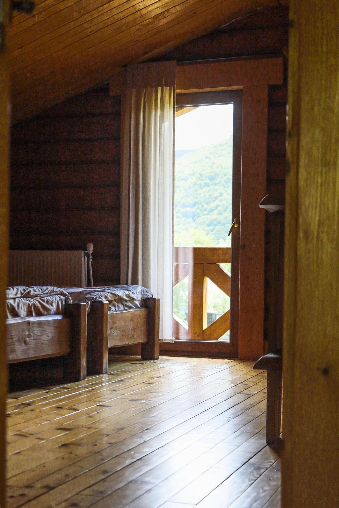 Сottage "Ksenija" Котедж "Ксенія" Skole Exterior foto